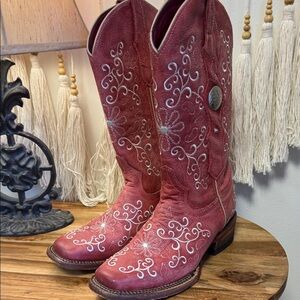 Ferrini Burgundy Heeled Boots with Silver Detailing